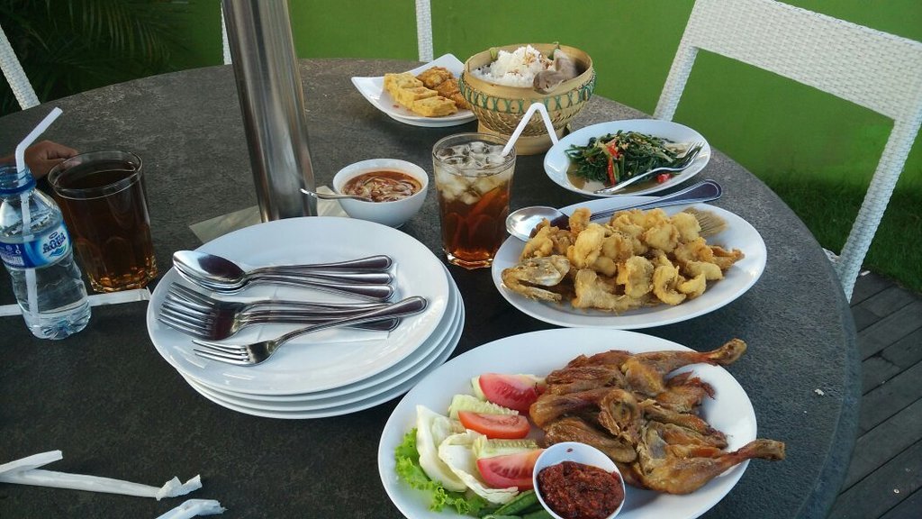 MM Resto Seafood & Ikan Bakar